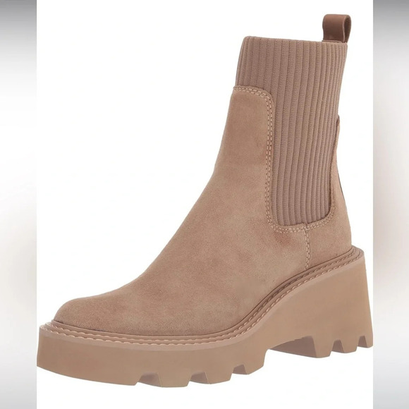 Dolce Vita Womens H20 Hoven Tan Leather Lugged Sole Chelsea Boots Boots NWT - Picture 2 of 10